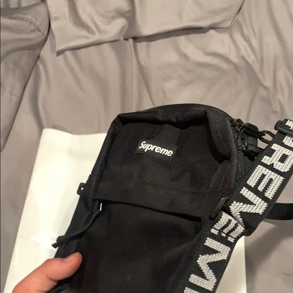 Supreme shoulder bag (ss18) - Picture 2 of 3